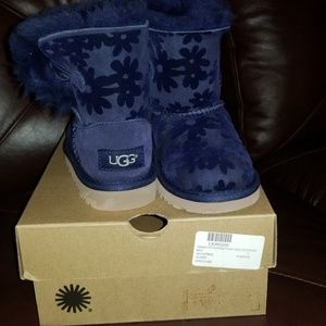 UGG Bailey Button Flowers Boot